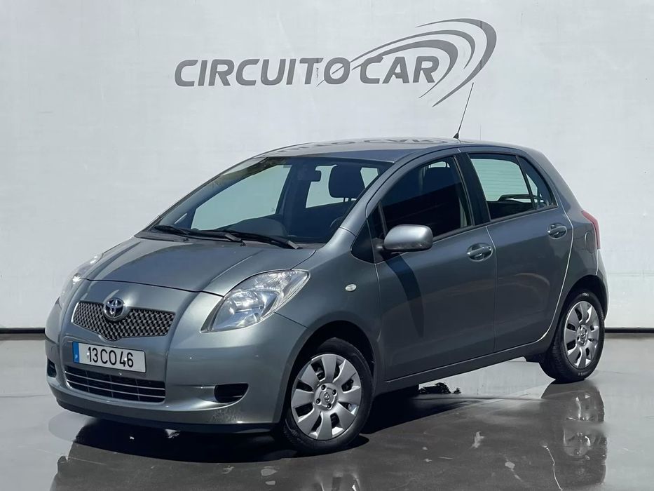 Toyota Yaris 1.0 VVT-i AC Manual