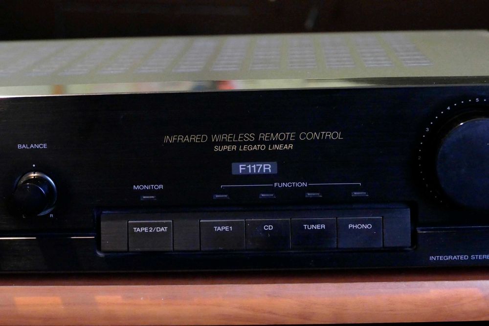 Wzmacniacz Sony TA - F117R