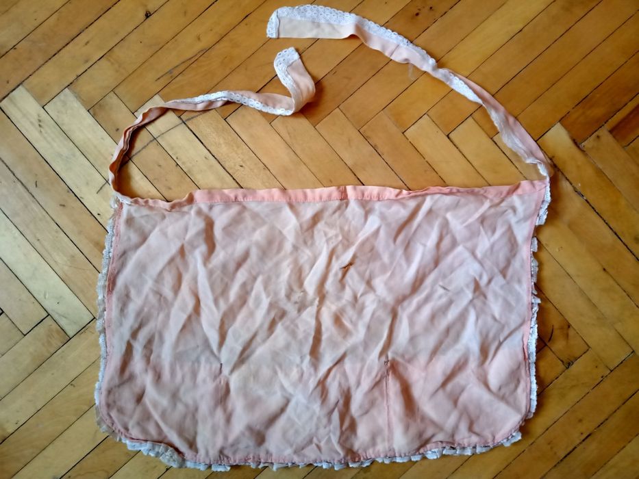 Фартуки Для Кухни и Хозяйства