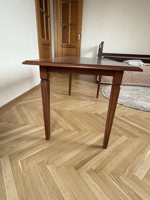 Стіл журнальний дубовий/Столик журнальный дубовий