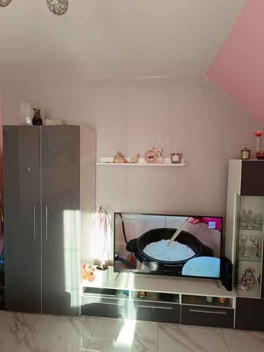 Meblościanka szary połysk