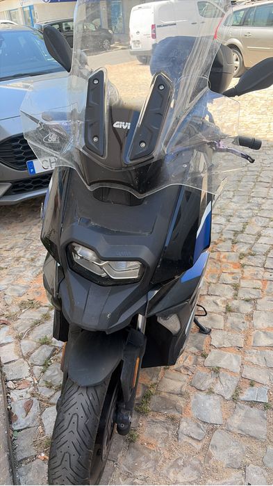 Moto Bmw c400x 350