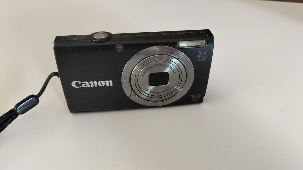 Câmara fotográfica Canon A2300 HD