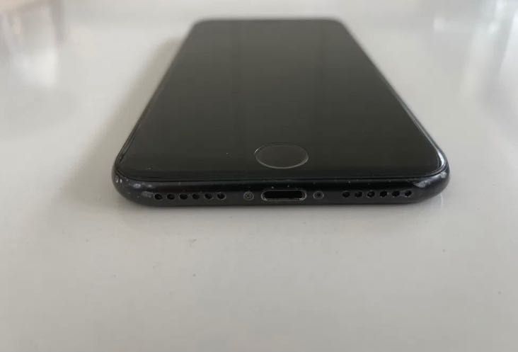 " Selling iPhone for Change 764564273541505122