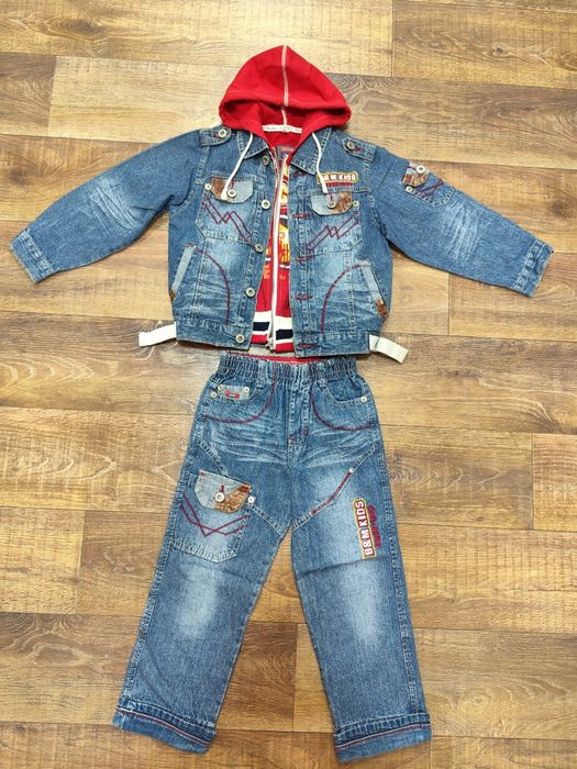 Джинсовый костюм - тройка, джинсовая курточка, джинсы