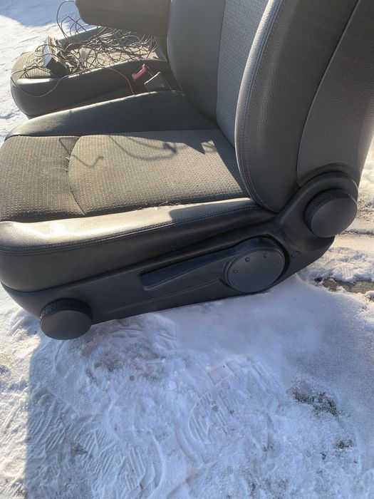 Передні сидіння з підігрівом на Mercedes Vito-Viano