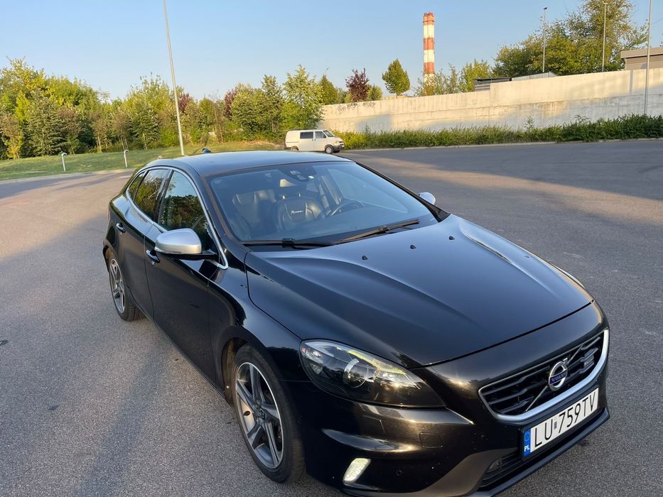 Volvo V40