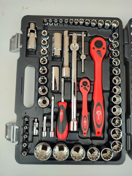 Набор инструментов с 12 -гранными головками 108 ед INTERTOOL ET-6109