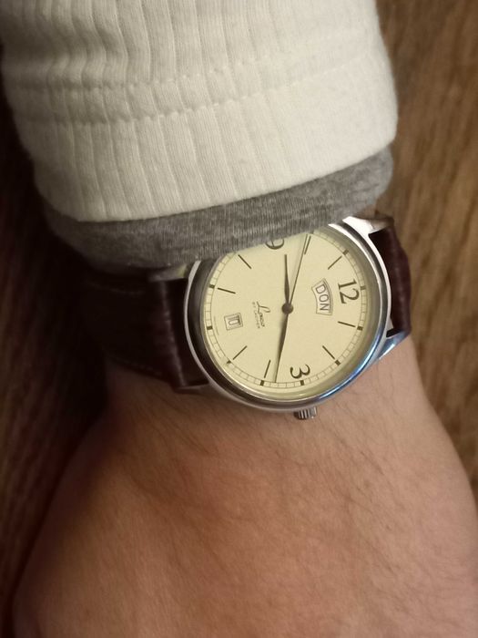 Sprzedam ładny garniturowy zegarek Laco dual data ok 40mm