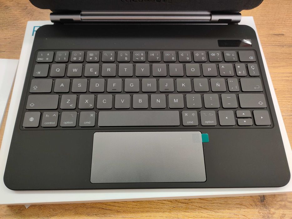 Etui z klawiaturą Rii HL128S Tecaldo dla iPad Air4/5/6, iPad Pro/11