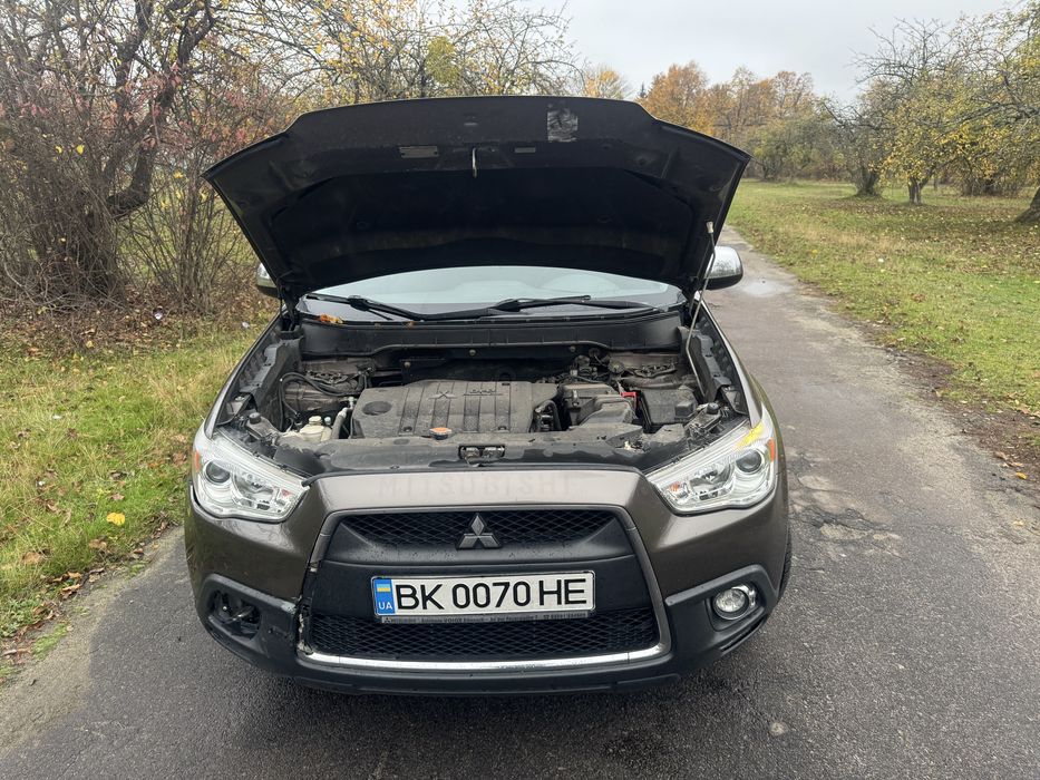 Продам mitsubishi asx2012