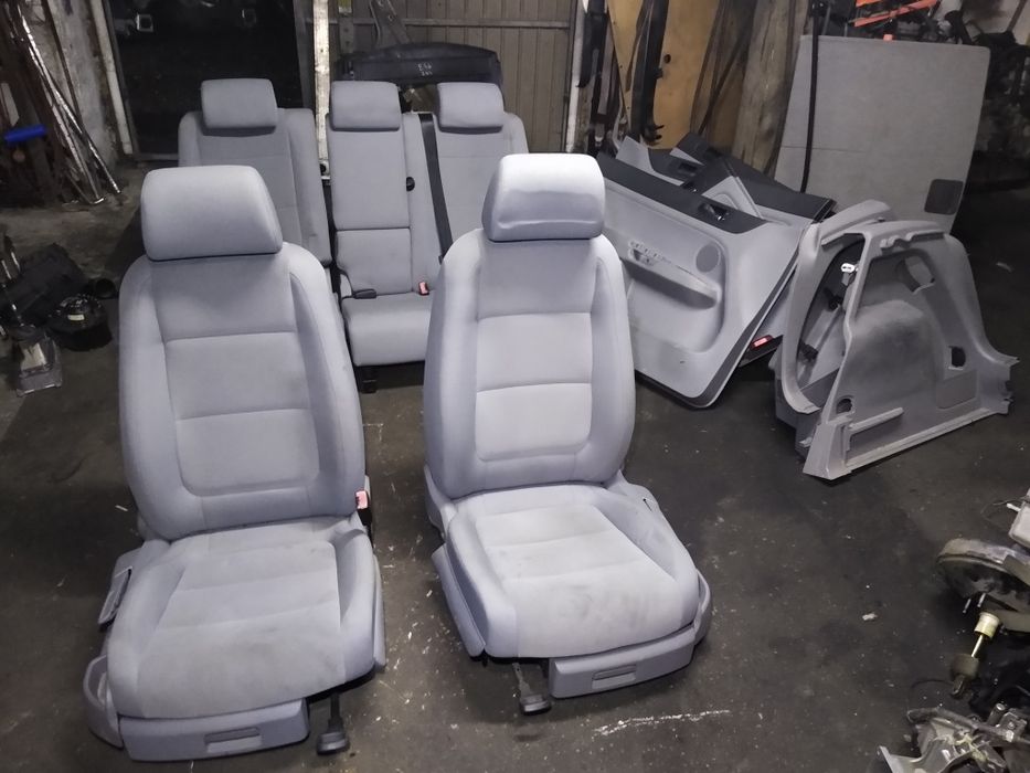 Fotele boczki VW Golf V plus Europa oryginał komplet