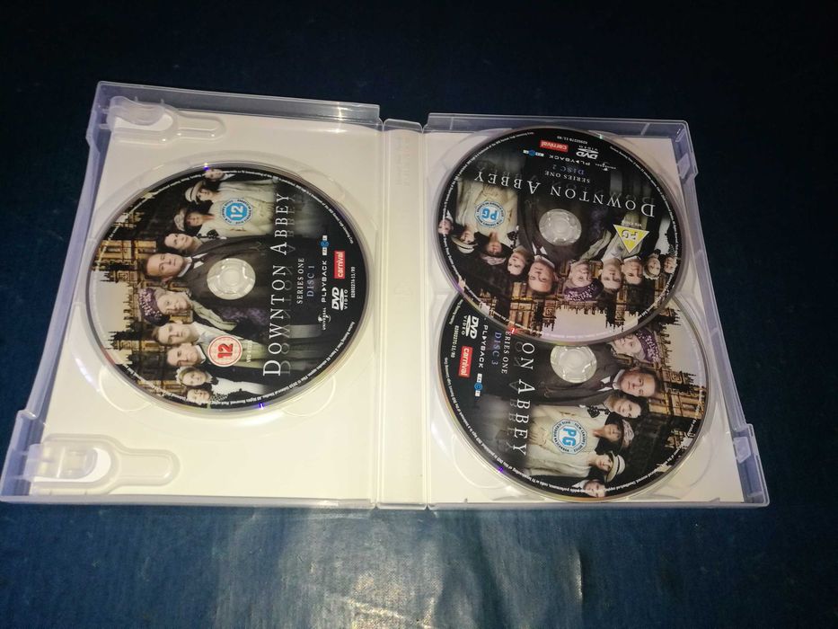 DOWNTON ABBEY (SERIES ONE) DVD (legendagem em Inglês)