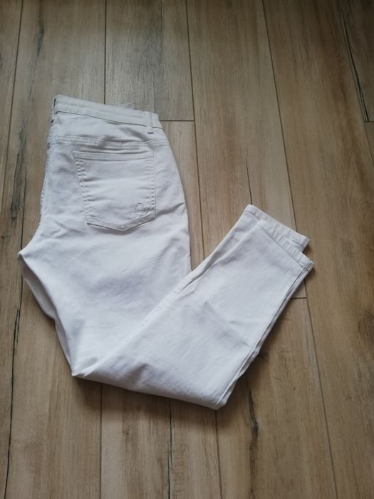 Spodnie jeansowe białe rozmiar 42