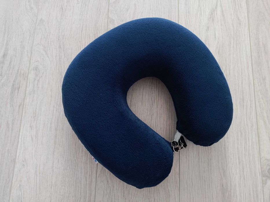 Poduszka podróżna turystyczna rogal memory foam