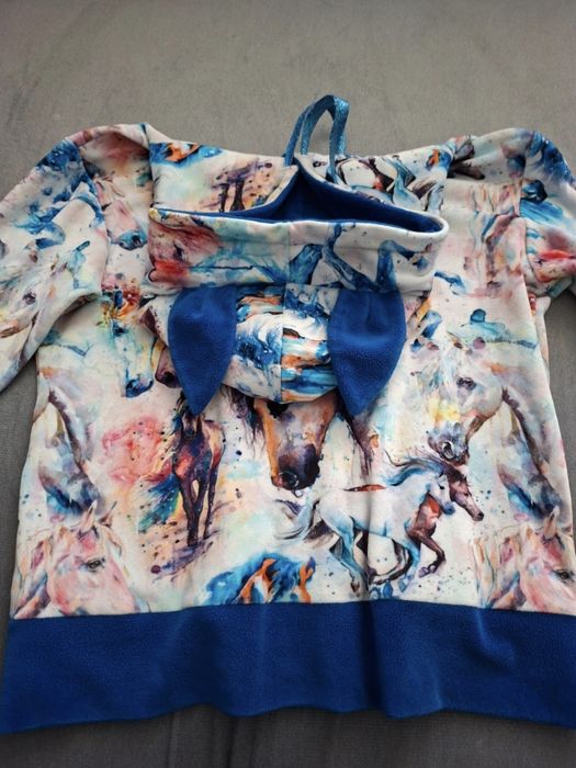 Bluza welurowa z koniami  dla dziewczynki