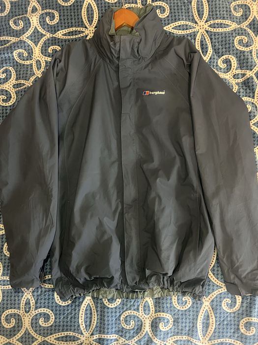 Вітровка Berghaus