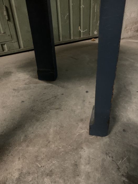 mesa de centro com gravuras orientais