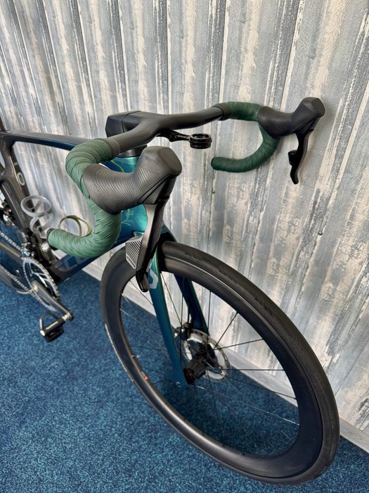 Шосейний велосипед Scott Foil RC 20
