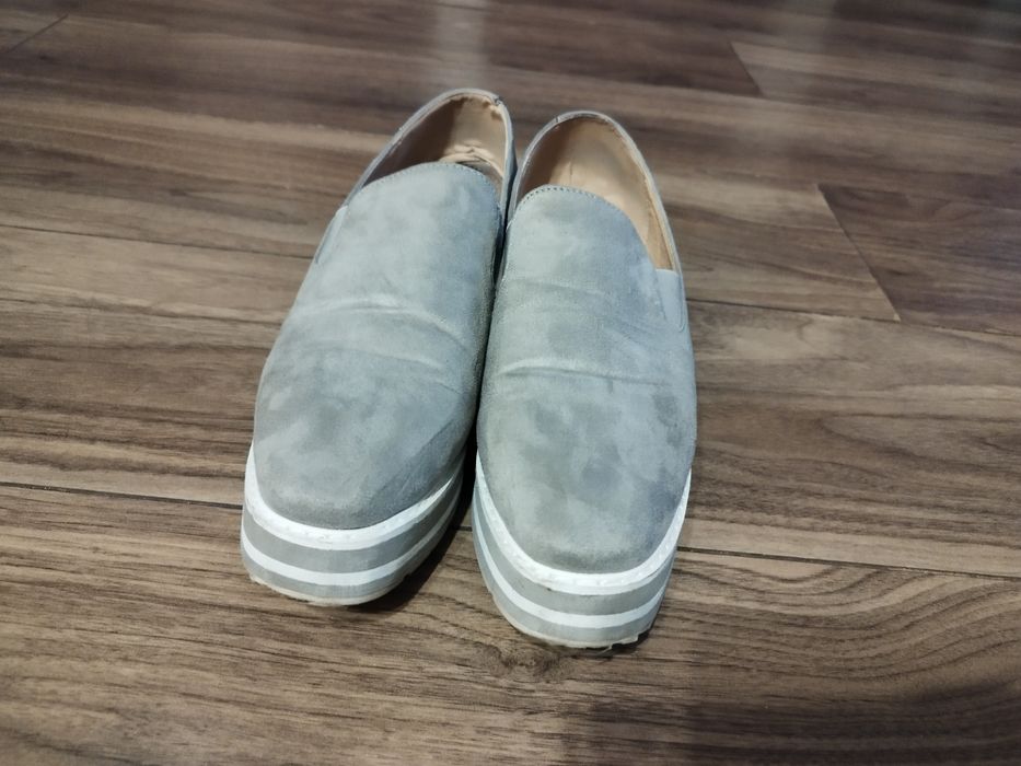 Szare buty na koturnie rozm 41