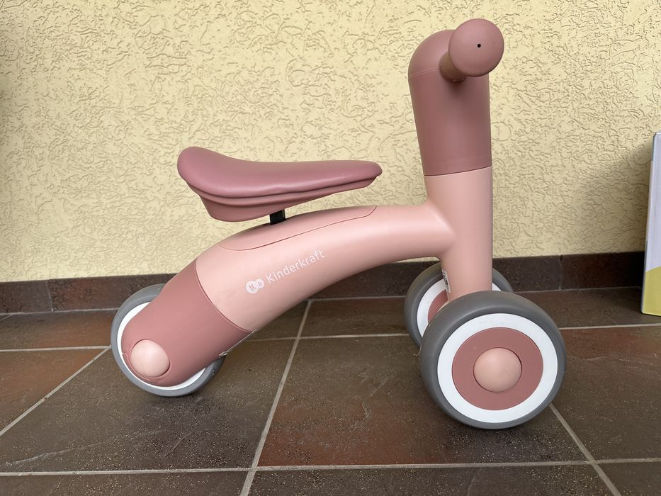 Біговел Kinderkraft Minibi Candy Pink рожевий