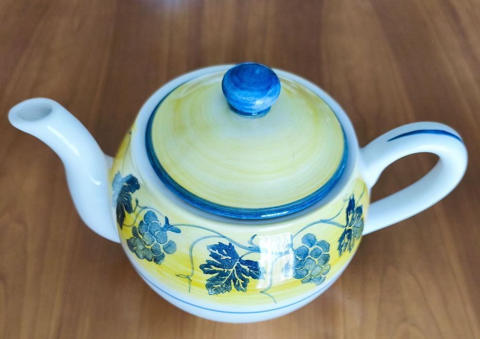 Bule em porcelana para chá
