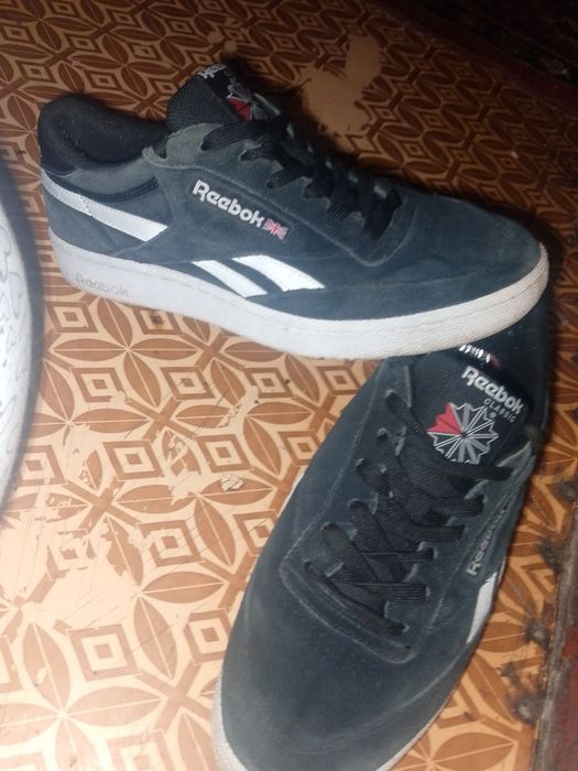 Офигенные оригинальные мужские кроссовки reebok