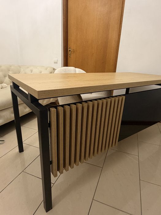 Sprzedam biurko, blat do butiku