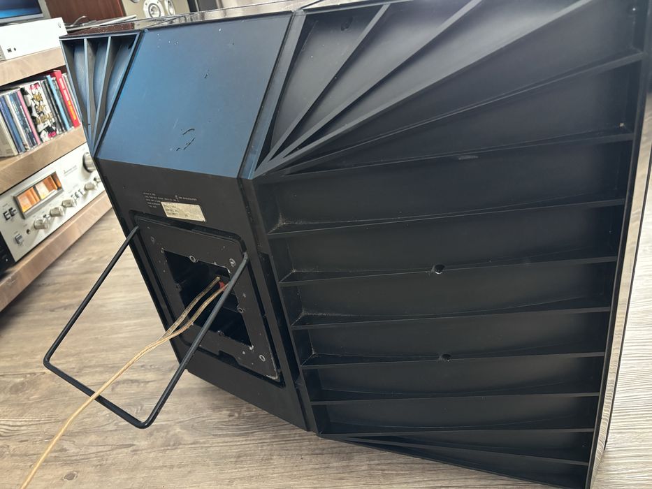 Beovox RL7000. Kolumny glosnikowe Bang&Olufsen