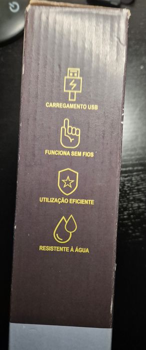 Maquina cortar cabelo e barba nova selada
Bom qualidade e durabilida