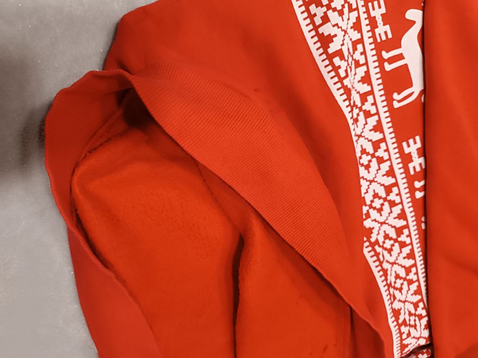 Ciepła, zimowa, świąteczna bluza damska