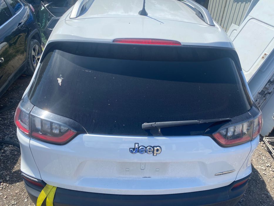 Продам кришка багажника ляду дверь задню PAU , PW7  jeep Cherokee kl