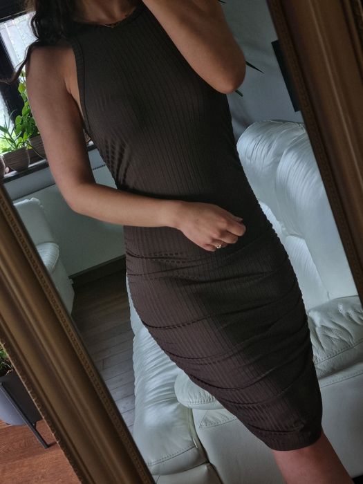 Brązowa prążkowana letnia sukienka r. S/M