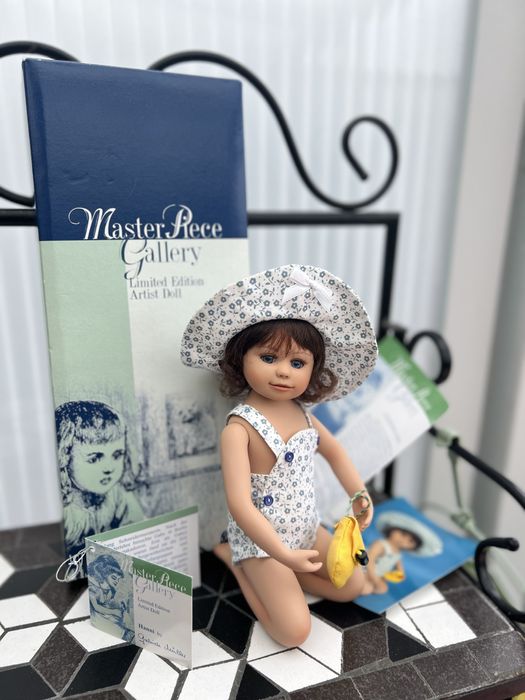 Колекційна вінілова лялька від автора Gabriele Müller