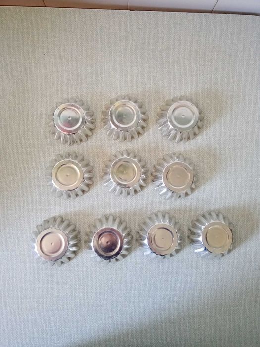 Формочки металлические алюминиевые для кексов 10 шт 8х2,5 см