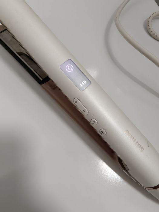 Prostownica Philips MoistureProtect HP8374/00
