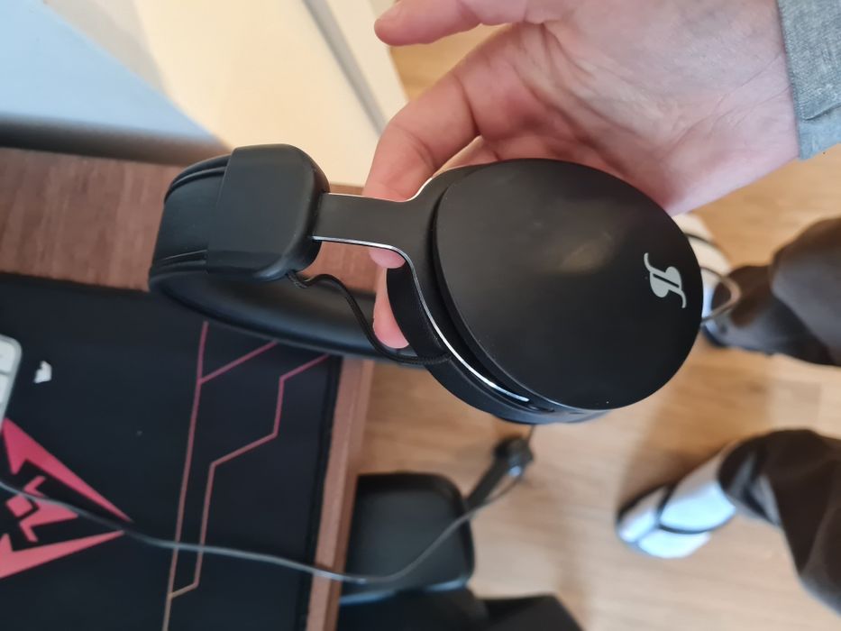 Fones Headset Estudio Stagg SHP-5000H Closed-Back Stereo Studio DJ Hea