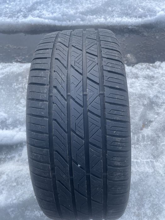 225 40 18 Road Hugger GTZ92W