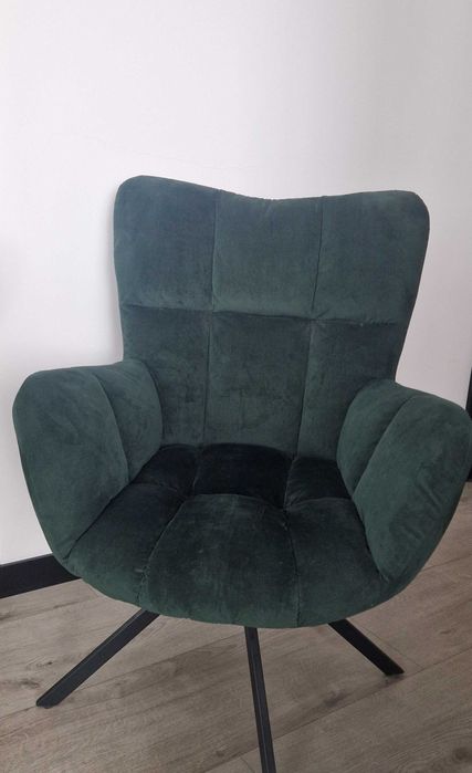 Obrotowy fotel welurowy