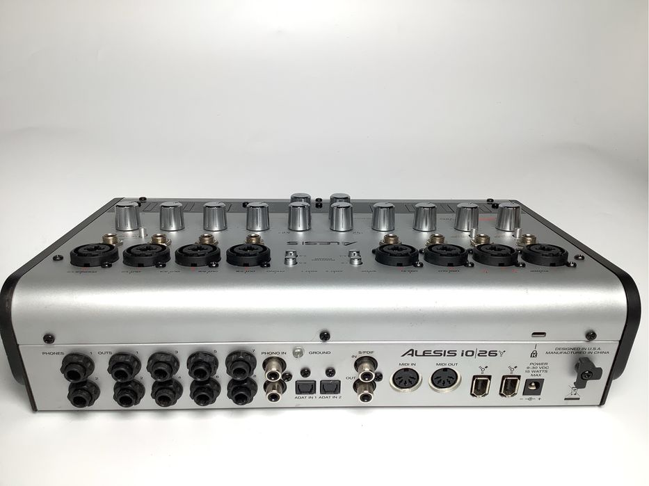 Alesis IO 26 / RME Multiface аудіо інтерфейс мультітрек