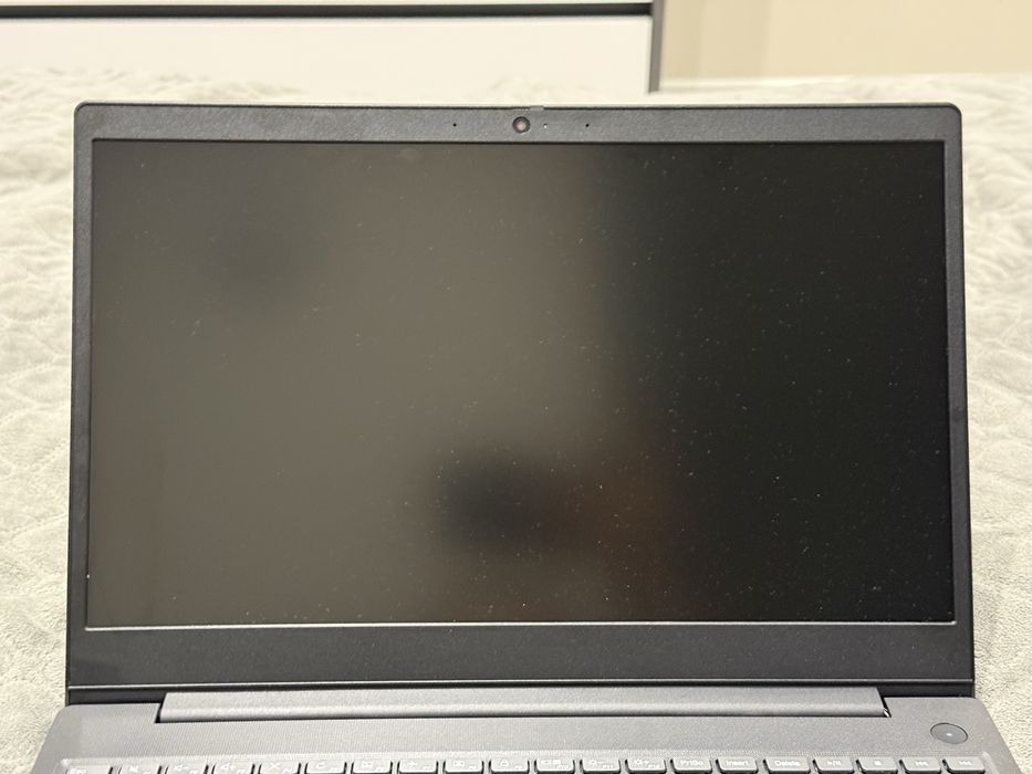 Ноутбук Lenovo IdeaPad 3 15ADA05.       (81W101QVRA)