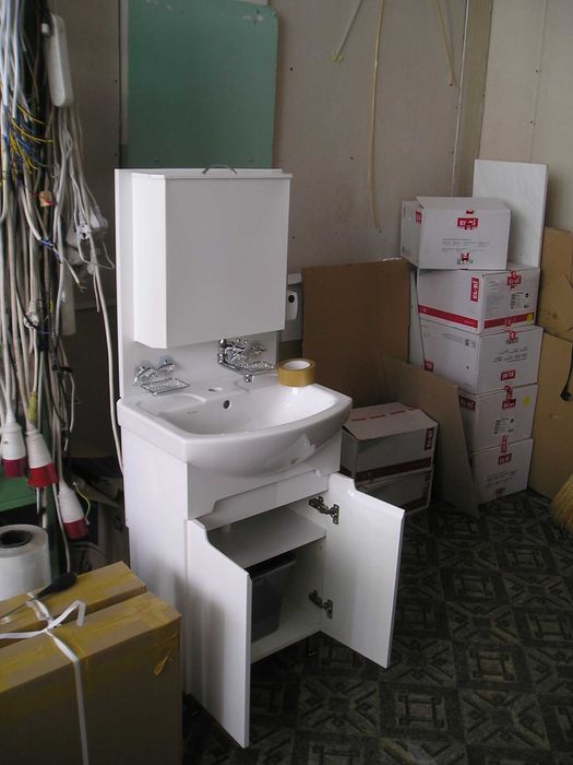 Умывальник д/дачі на колесах