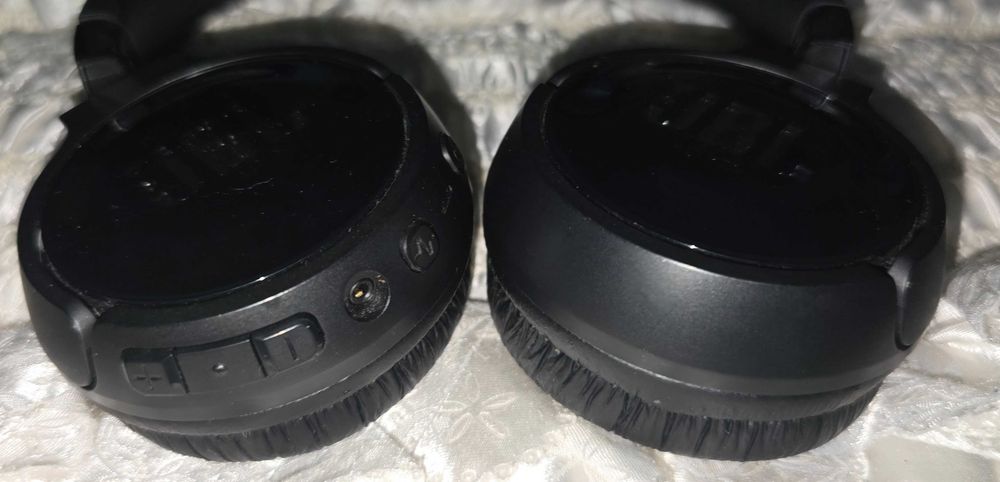 Auscultadores JBL Bluetooth