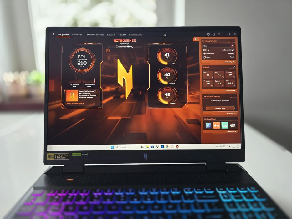 Laptop ACER Nitro 16 AN16-41-R5LX 16" IPS 165Hz R7-7840HS 16GB RAM 1TB