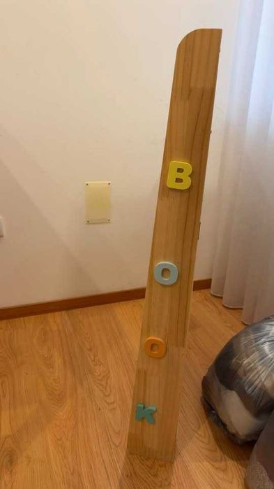 Estante Montessori