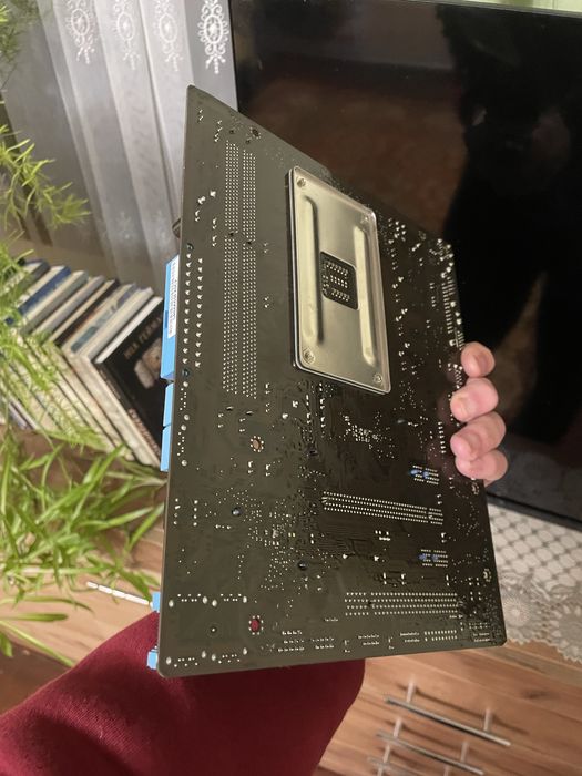 Материнська плата АМ3+ (Гарний стан)