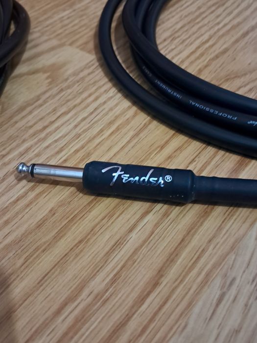 Guitarra Elétrica e Equipamentos