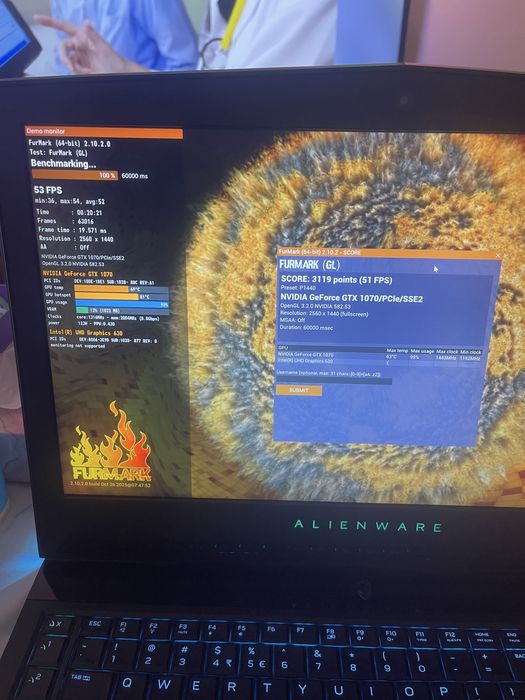 Alienware 17 R5 GTX 1070 Intel i7-8750H SSD