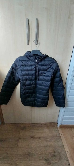 Куртка легенька для дівчинки