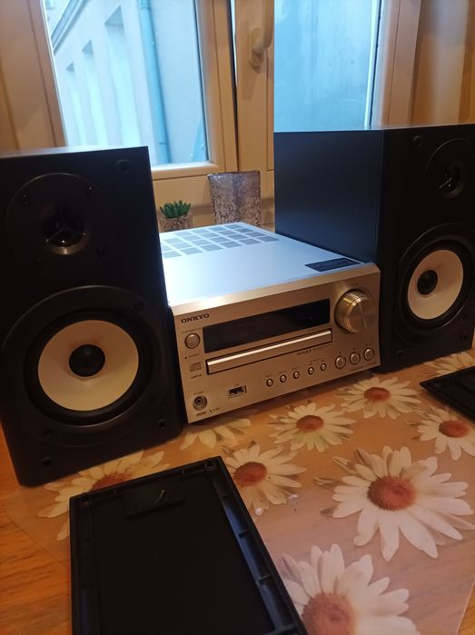 Onkyo CR-535 plus kolumny - oryginał